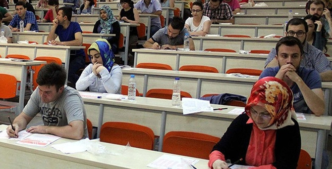 Aday öğretmenlere farklı ilde sınav hakkı
