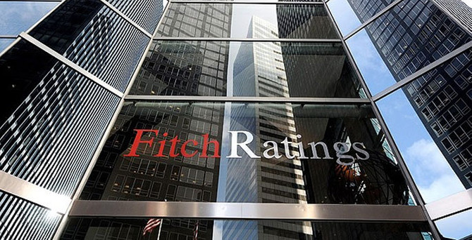 Fitch'ten Ukrayna'ya not darbesi