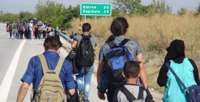 800 sığınmacı açlık grevi başlattı