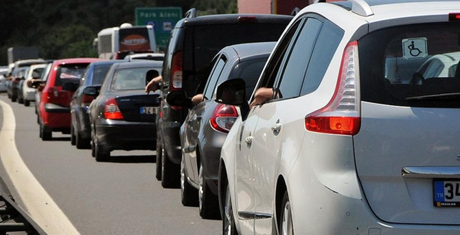İstanbul trafiğine her gün bin yeni araç katılıyor