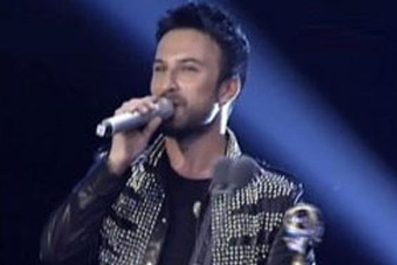 Ödülleri Tarkan topladı