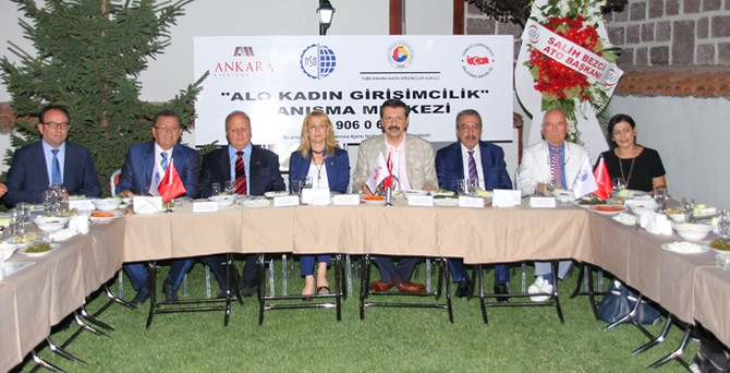 Kadınlar girişimciliğe bir telefonla ulaşacak