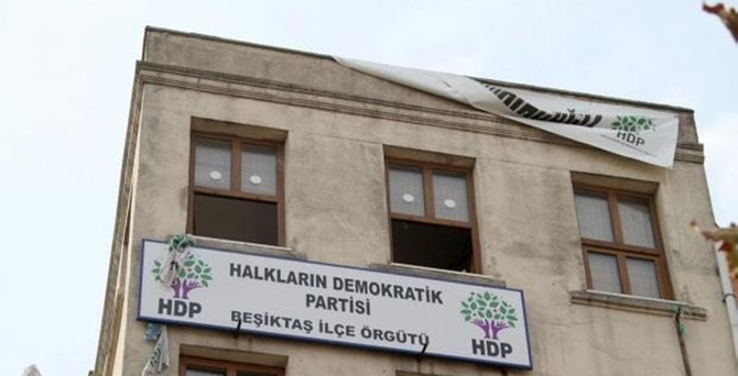 HDP Beşiktaş ilçe binasında yangın