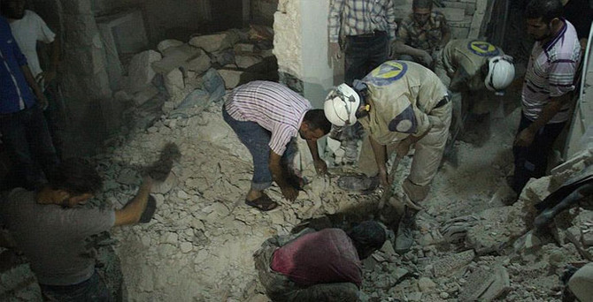 Arefe günü bombalı saldırı: 12 ölü