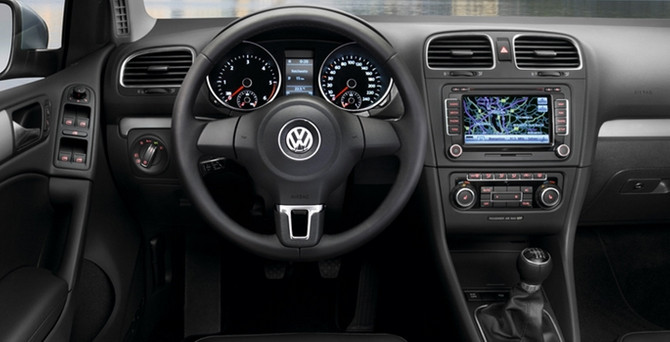 Volkswagen'e bir darbe de Alman bakandan