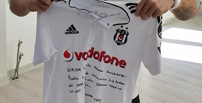 Gökhan Töre'nin forması artık müzede