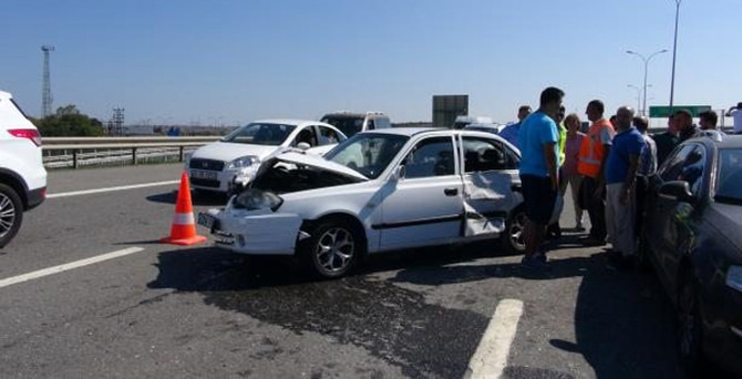 TEM'de zincirleme trafik kazası