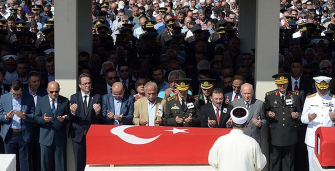 Şehit Binbaşı Ankara'da toprağa verildi