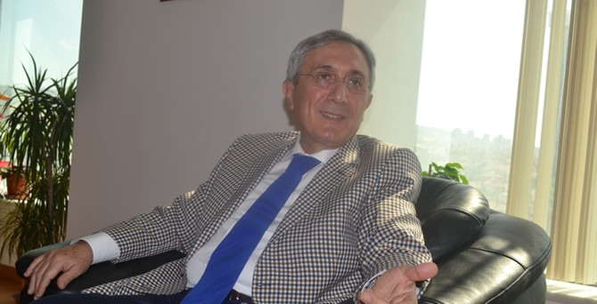 “Orta gelir tuzağından kurtulamayan Türkiye düşük gelire sürükleniyor”