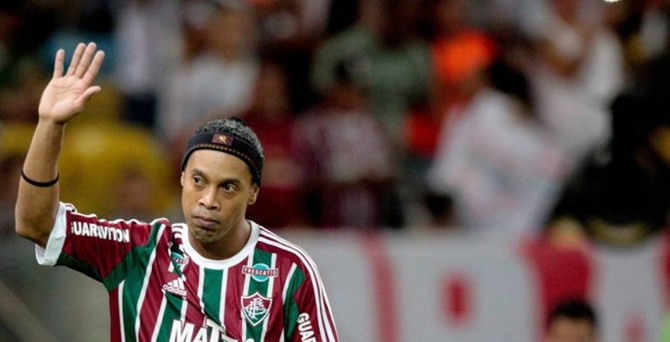 Ronaldinho, kulüpsüz kaldı