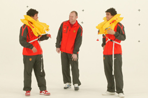 Manchester United bu kez THY için oynadı