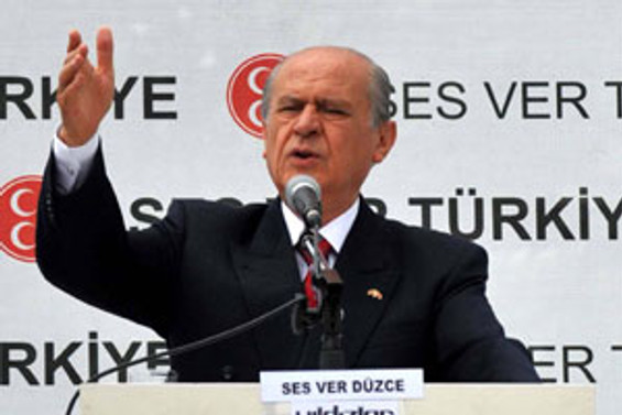Başarı yerine mitinge gelenleri sayıyor