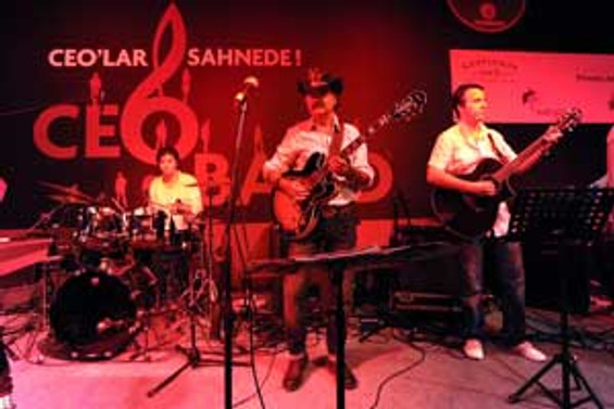 Eczacıbaşı CEO'su sahnede