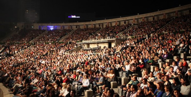 Konser ve gösterilere saat ayarı