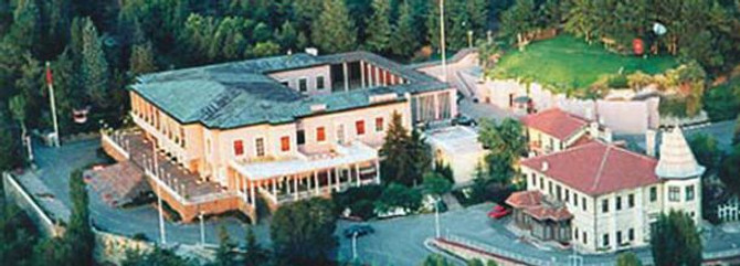 Yemin'i Köşk'te konuşacaklar