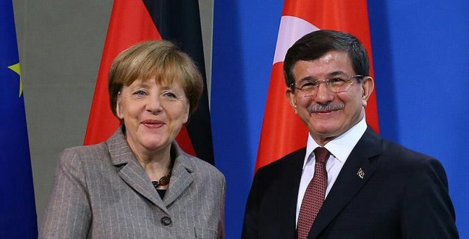 Başbakan Davutoğlu, Merkel ile görüştü
