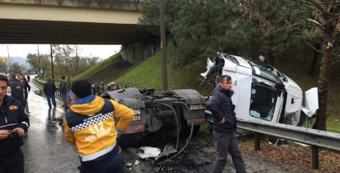 TEM'de kaza: 28 yaralı