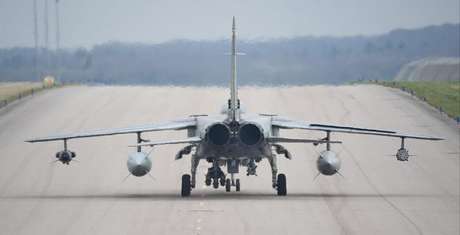 Alman uçakları İncirlik'e geliyor