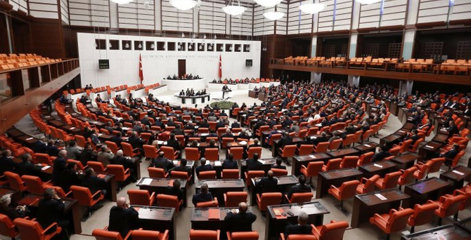 Geçici bütçe Meclis'e sunuldu
