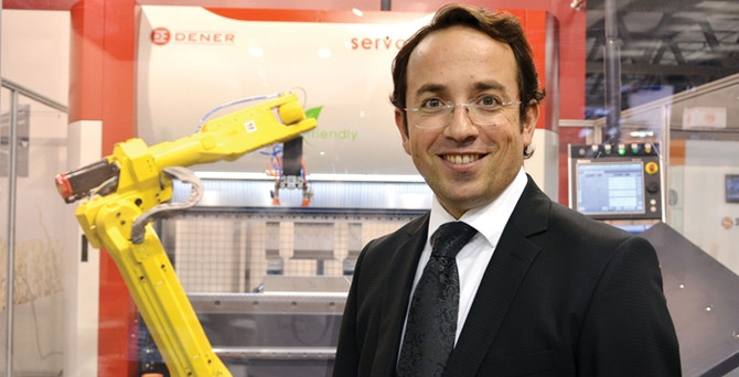 Dener Makine'den bir ilk