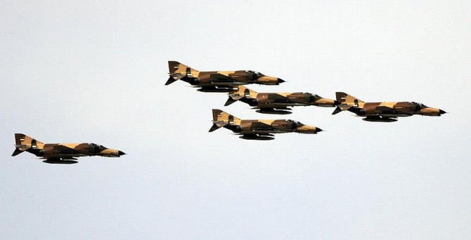 'İran, Irak ve Suriye'ye hava saldırısı düzenleyebilir'