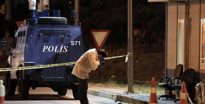 İstanbul'da askeri araca saldırı: 2 asker yaralı