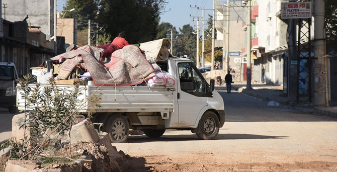 Nusaybin'de göç devam ediyor