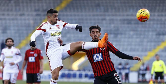 Sivasspor evine mutlu dönüyor