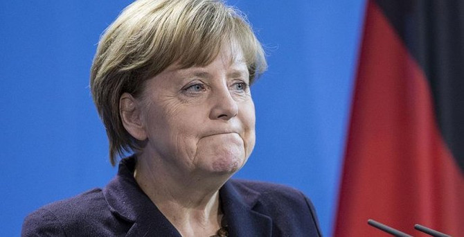 Merkel: Enerji kullanımının önceden belirlenmesi anlamına gelmektedir