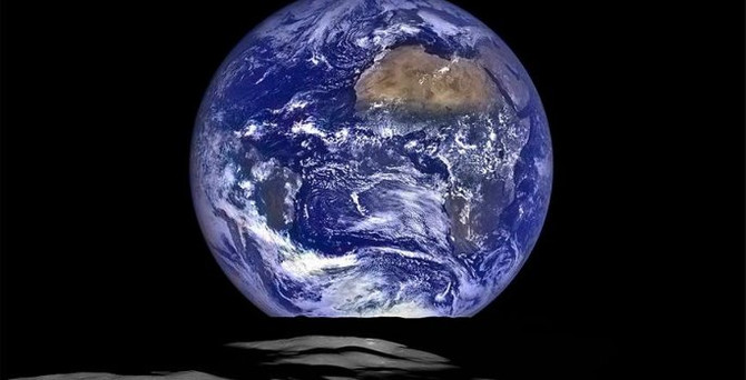 NASA'dan yeni Dünya fotoğrafı