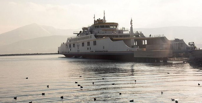Türkiye'nin en büyük feribotundan ilk sefer