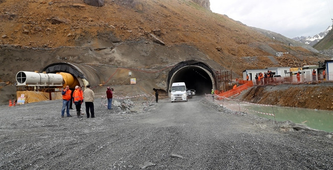 Ovit Tüneli'nde ışık ağustosta görülecek