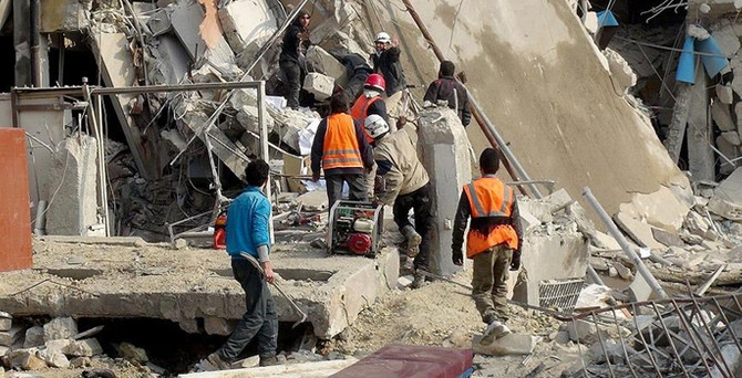 Rus jetleri İdlib'i vurdu: 40 ölü, 150 yaralı
