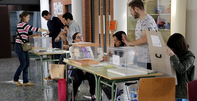 İspanya'da sandıklar kapandı