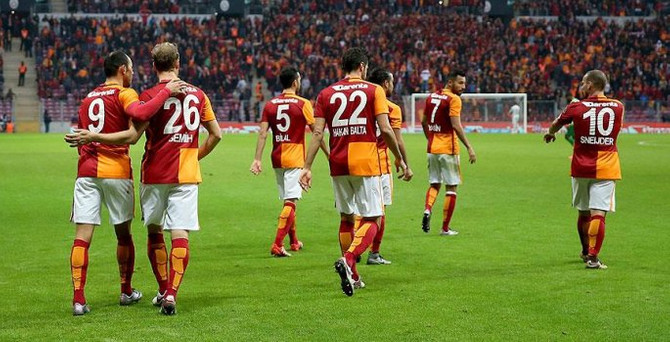 Galatasaray kalesini savunamıyor