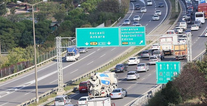 Köprü ve otoyollar para bastı