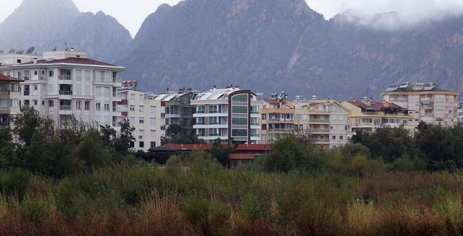 Konut fiyatı en fazla Antalya'da arttı