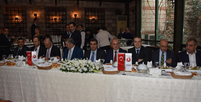 Yerli ve yabancı turistleri Kayseri'ye davet etti