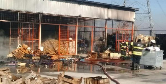 Kocaeli'de 25 işyeri yandı