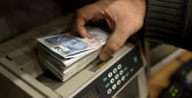 Emekliye ek zam Meclis'ten geçti