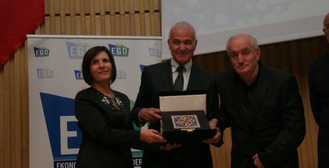 EGD ve TİM’den DÜNYA’ya 5 ödül