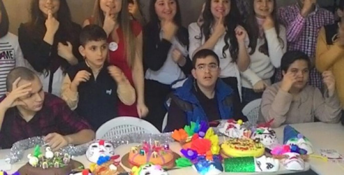 ‘Maskeni tasarla, pastanı Yap’