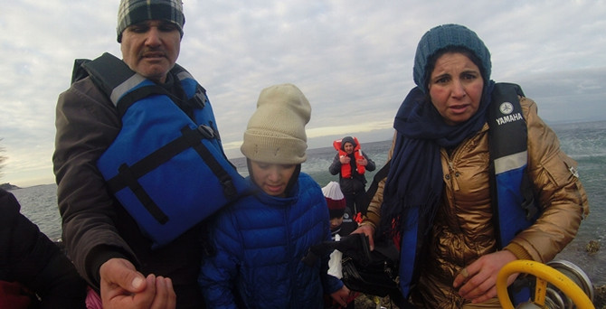 Sahil Güvenlik ekipleri Ege'de 57 kişiyi kurtardı
