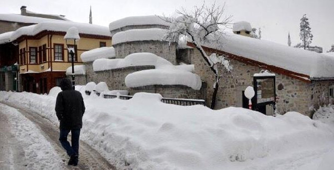 Bartın'da okullara 2 gün kar tatili