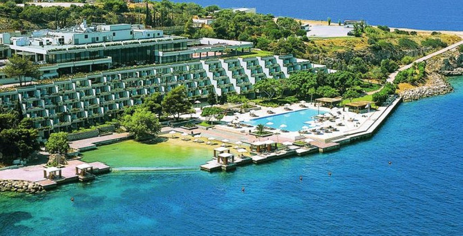 Astir Palace,Türk ve Araplara satıldı