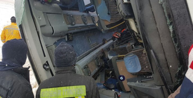 Kırşehir'de kaza: 7 ölü, 27 yaralı