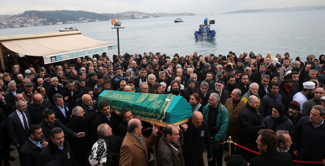Halis Toprak son yolculuğuna uğurlandı