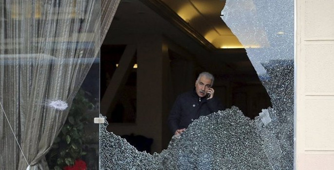 Mısır'da iki saldırı: 1 ölü, 5 yaralı