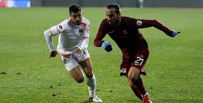 Trabzonspor 3 puanı 3 golle aldı