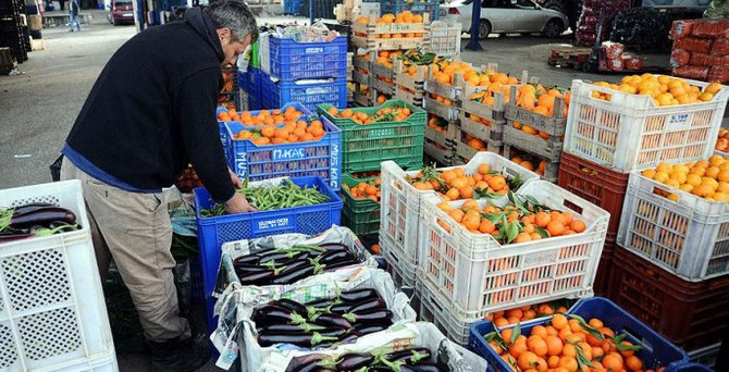 Havalar ısındı, sebze fiyatları düştü